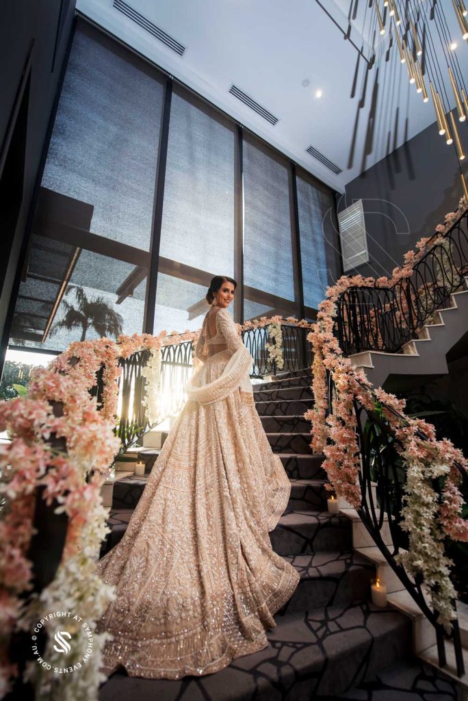 Staircase decor with flowers 1