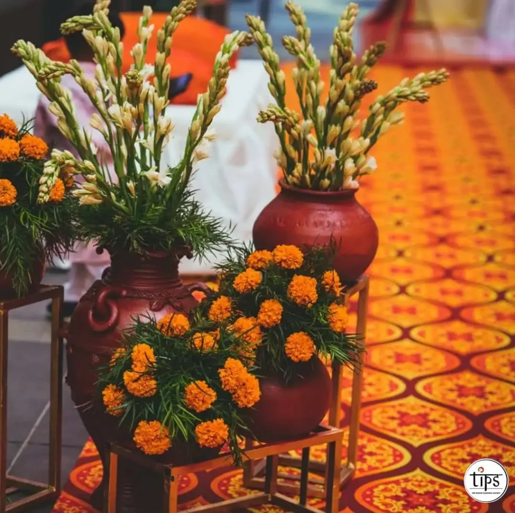 Flower decor in earthen pots
